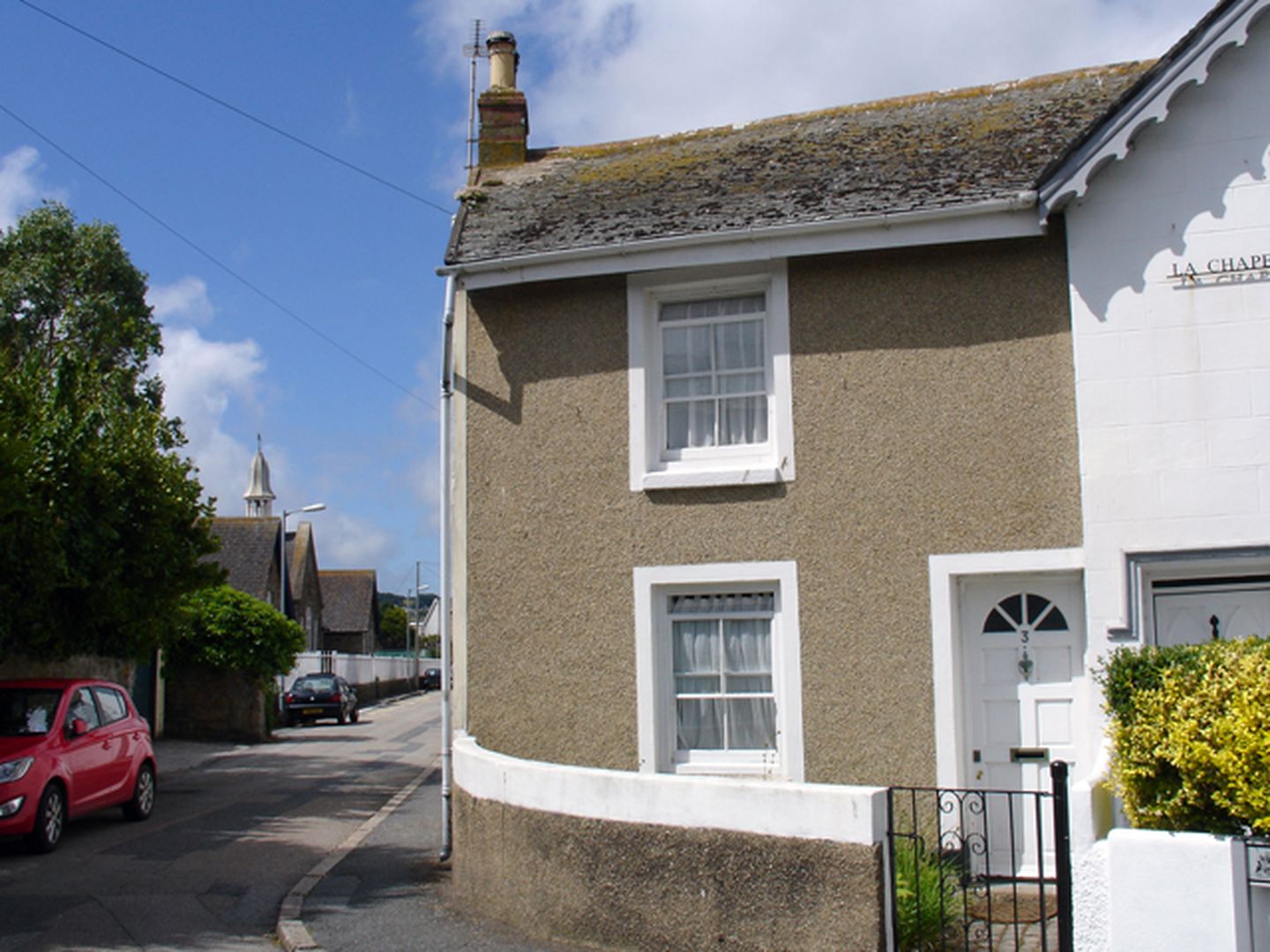3 Redinnick Place