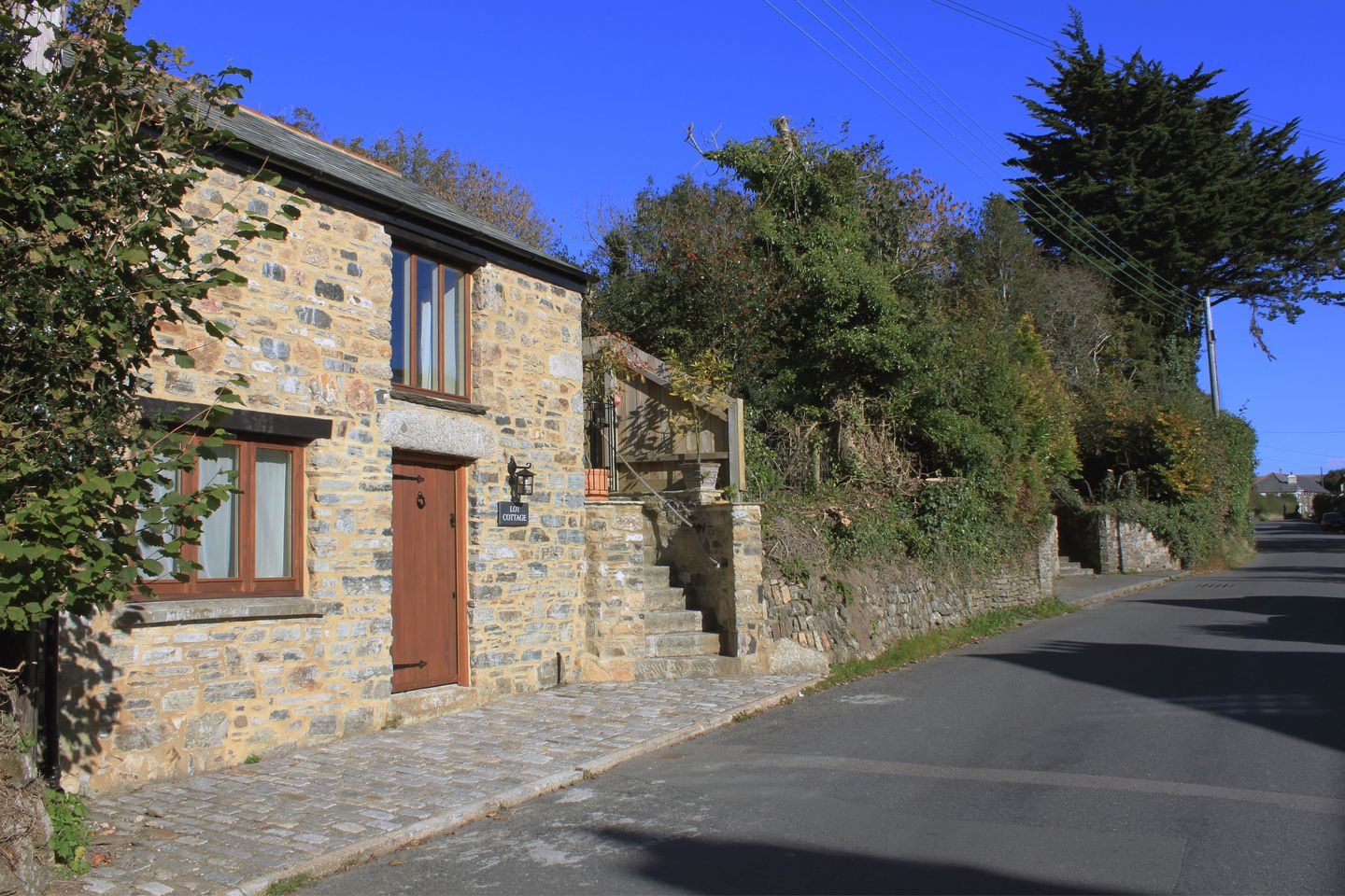 Lot Cottage