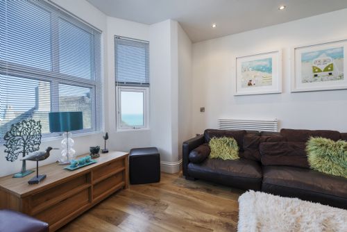 Penthouse 16 At the Beach