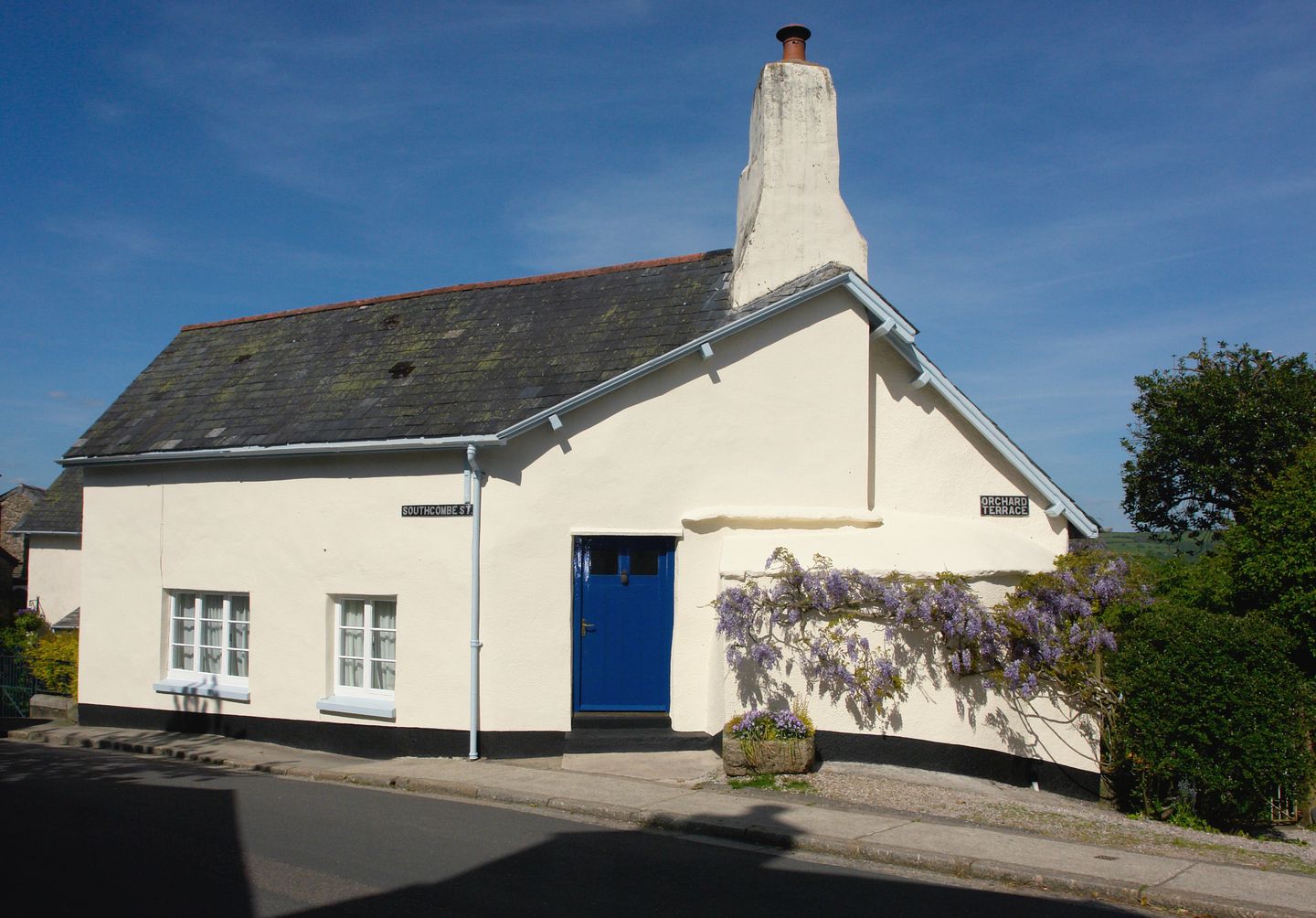 Pineapple Cottage