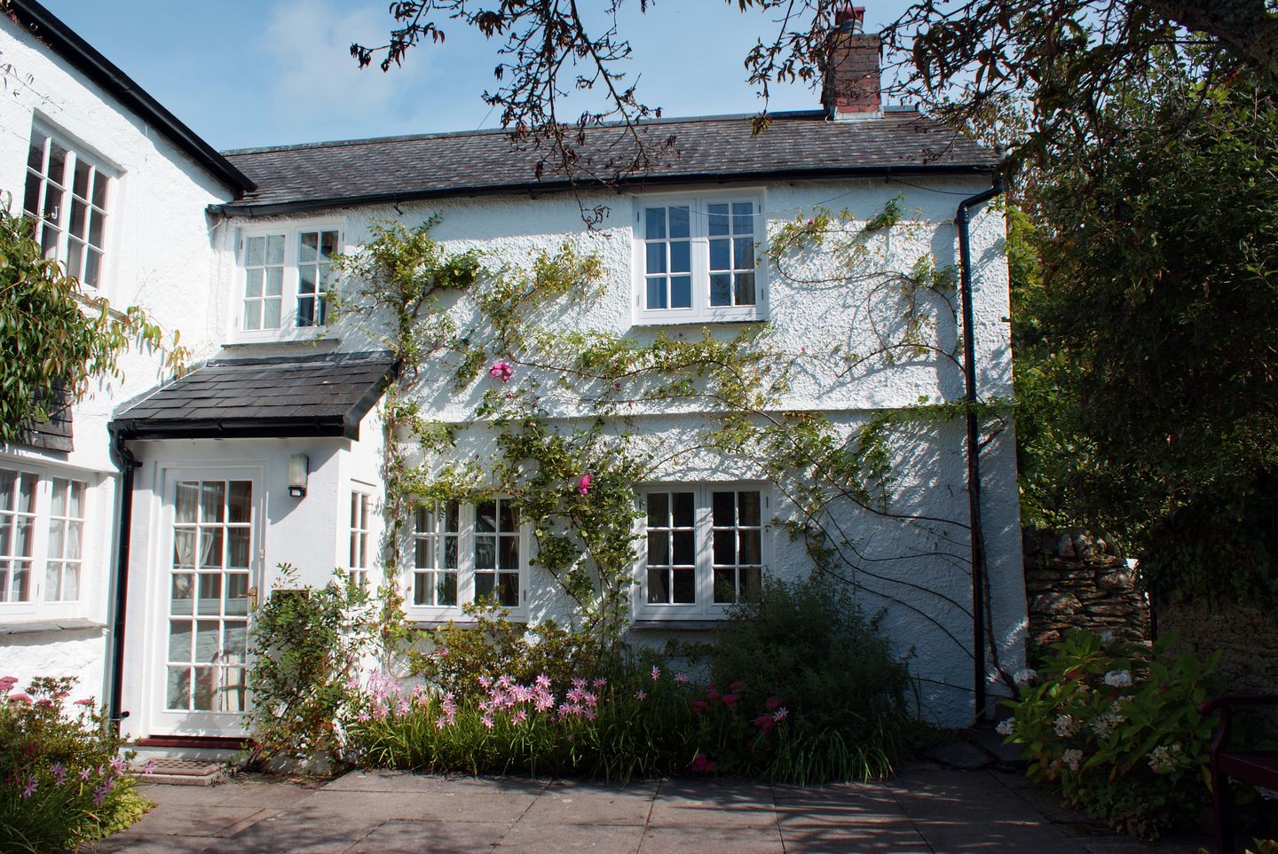 Rambling Rose Cottage