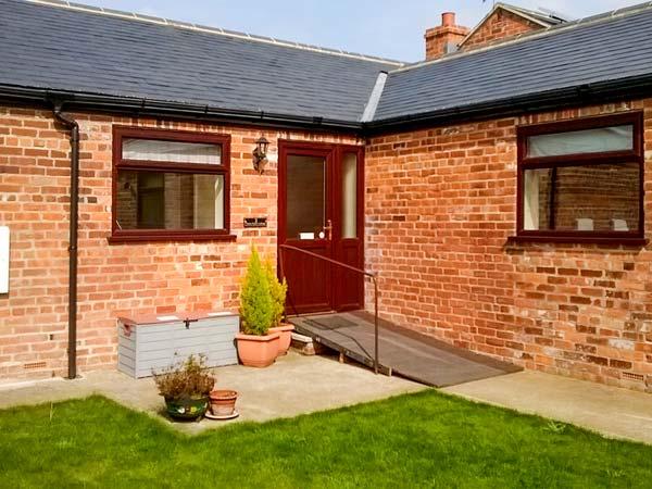 2 Pines Farm Cottages