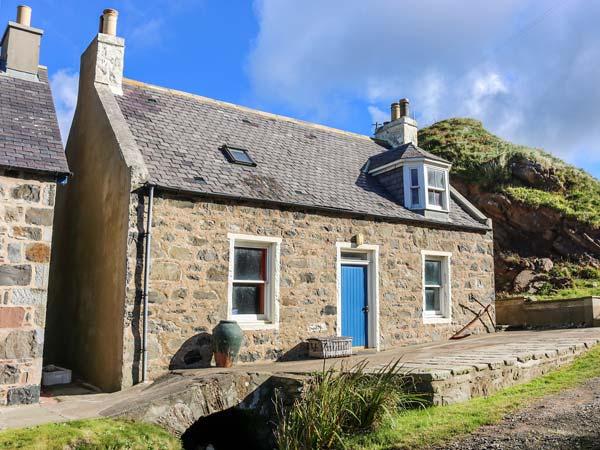 25 Crovie Village