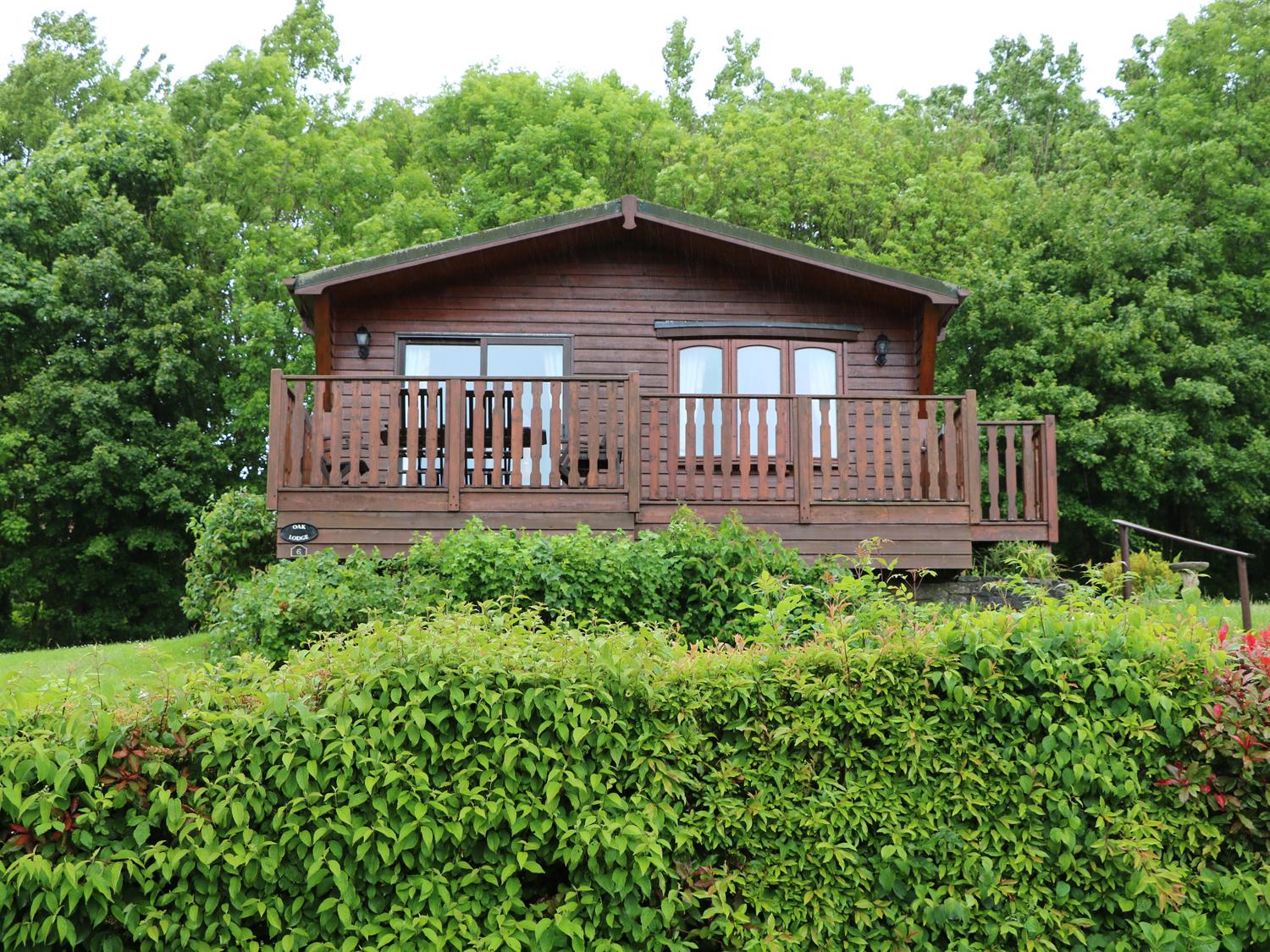 Oak Lodge