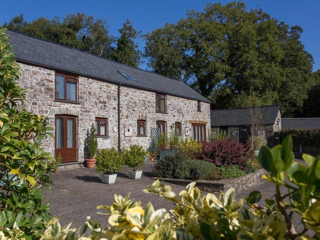 Motte Cottage