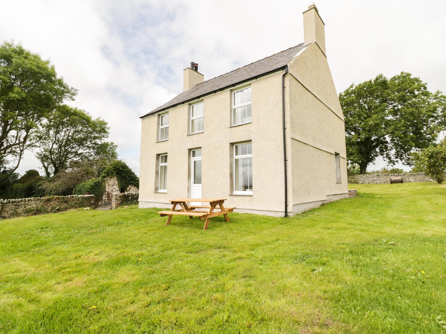 Ty Mawr