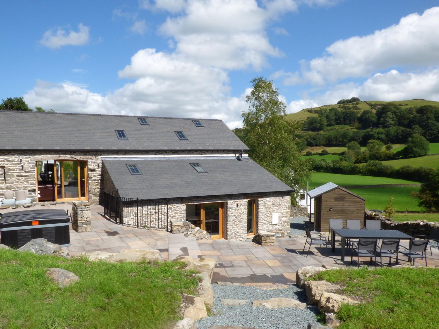 Thornyfield Barn