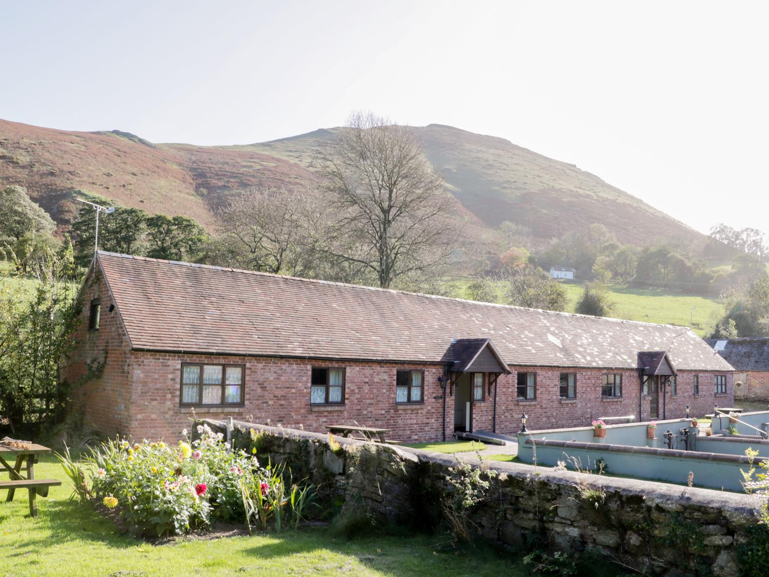 Ragleth Cottage