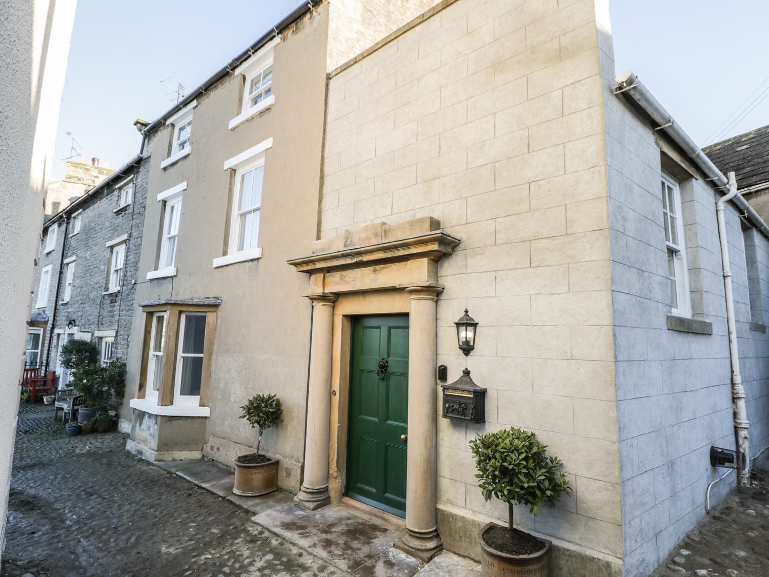Harmby House