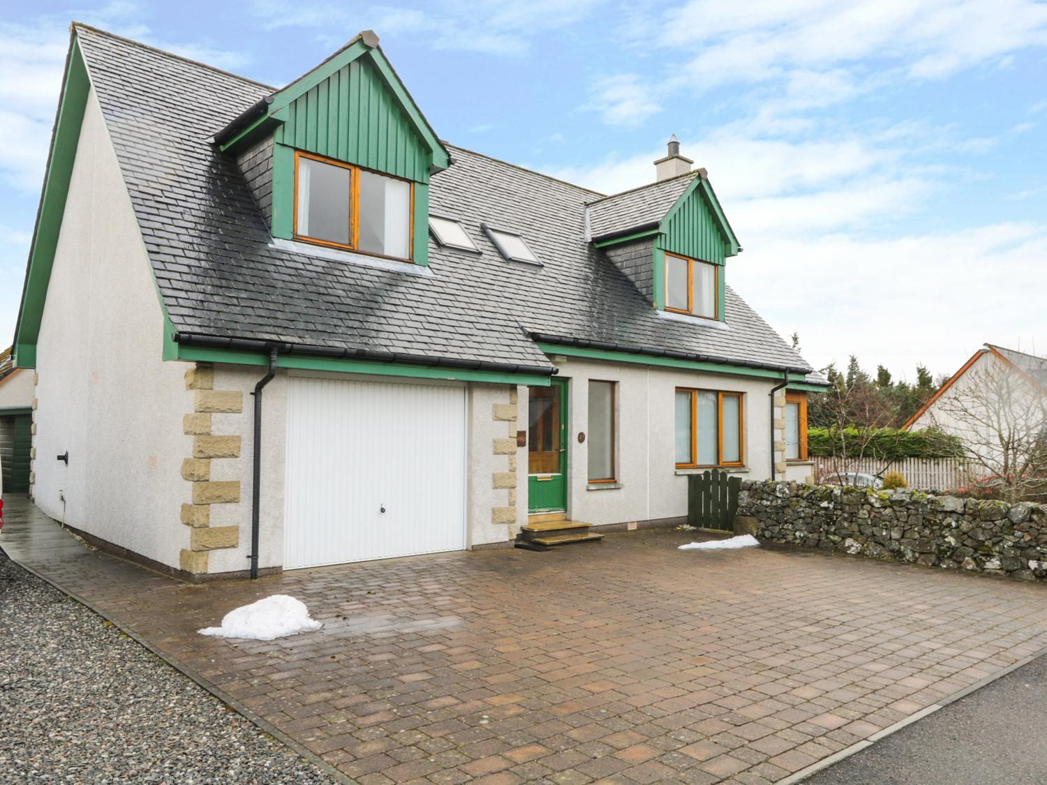 12 Loch Na Leoba Road