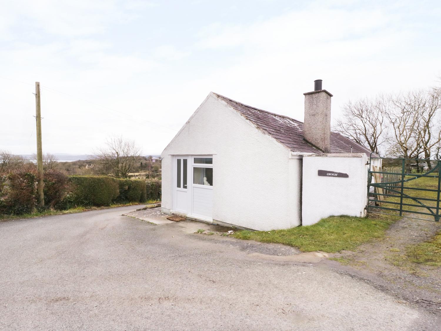 Gwnus Bungalow
