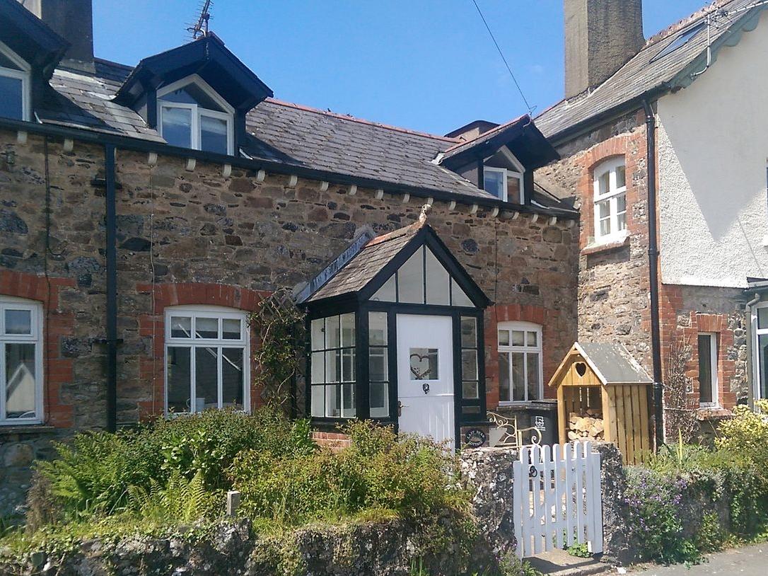 Lazy Bear Cottage