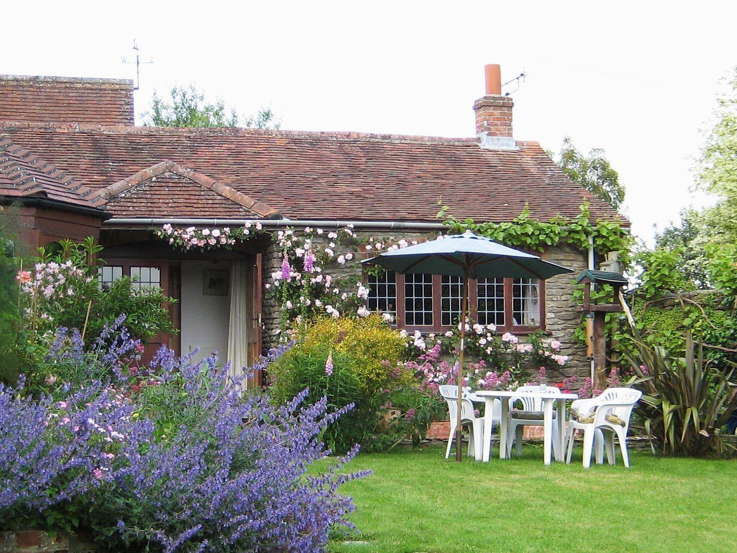 Quiet Corner Cottage