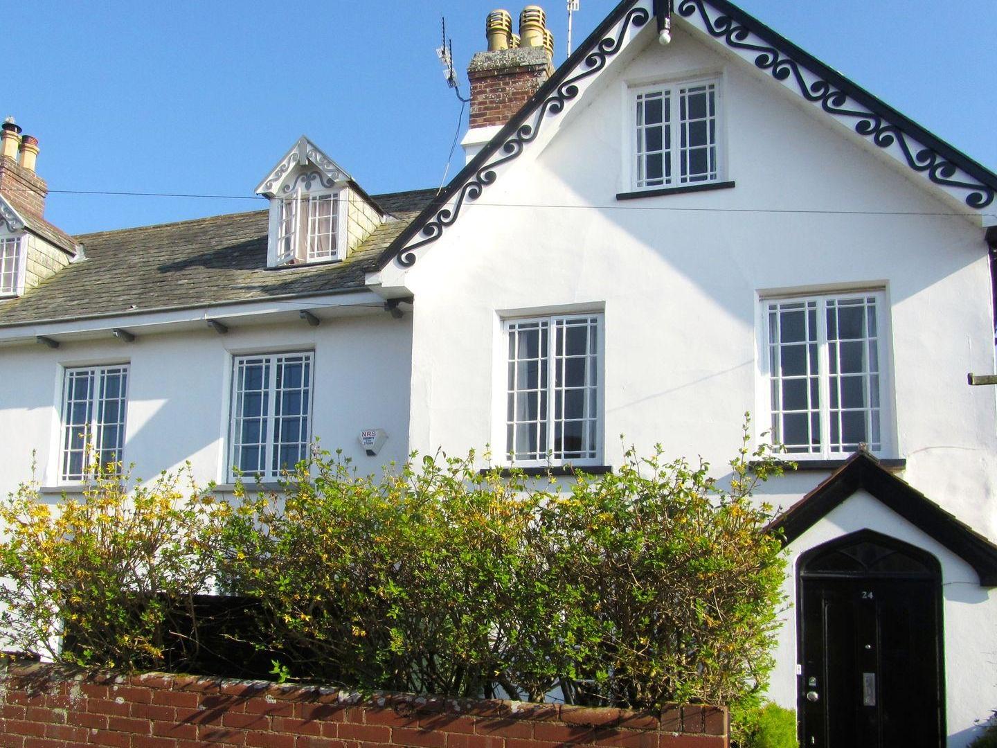 24 Victoria Road
