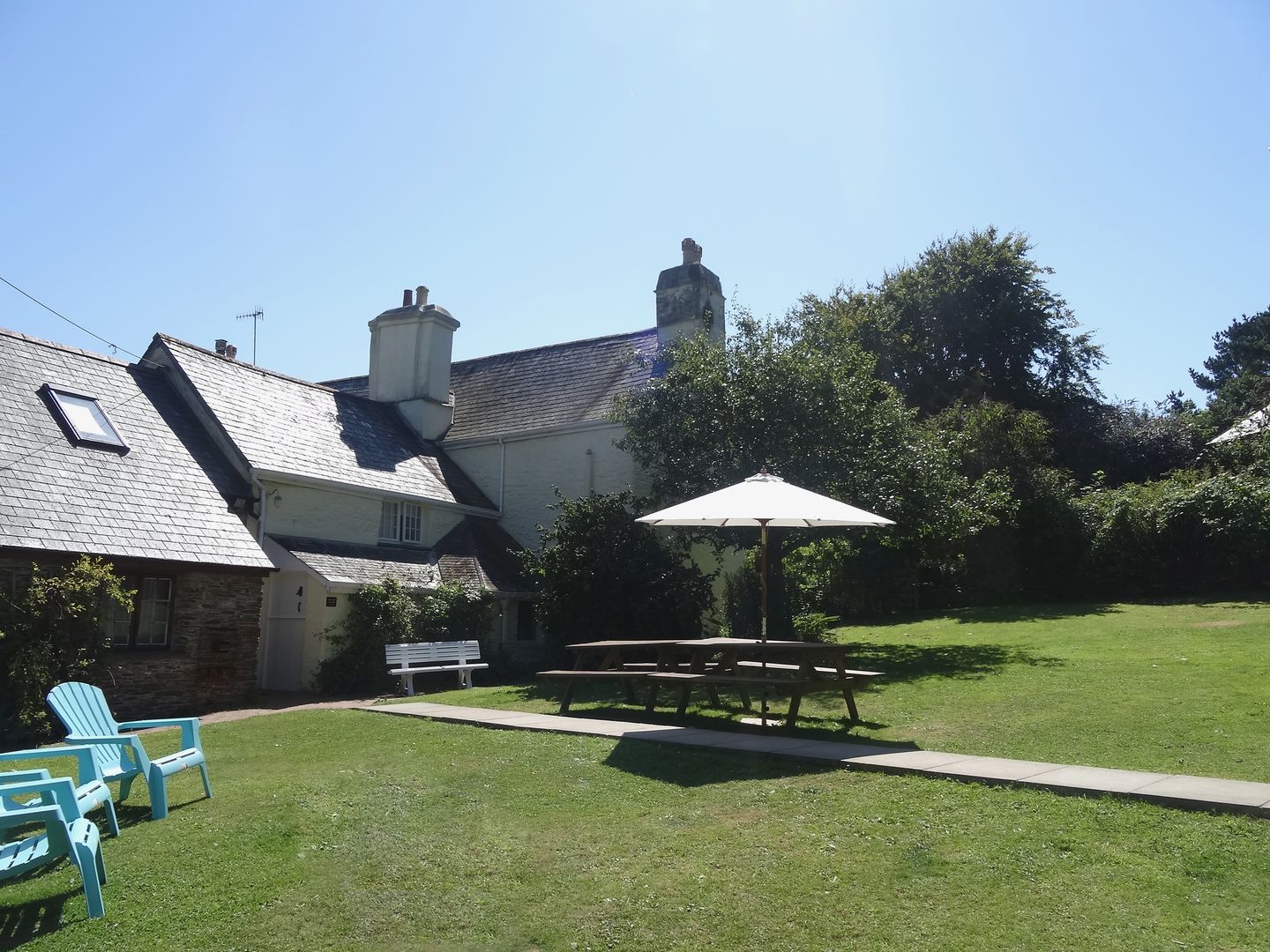 Tregonhawke Farmhouse